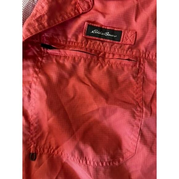 Eddie Bauer Men's Short sleve summer light woven tech shirt UPF 40 Pink Coral L - Picture 2 of 8